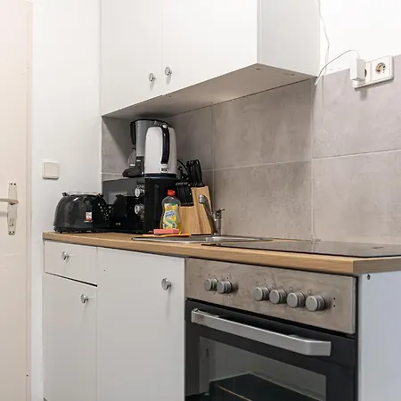 Convenient 2Br Apt. Near U6 Station Am Schoepfwerk Wien Exterior foto