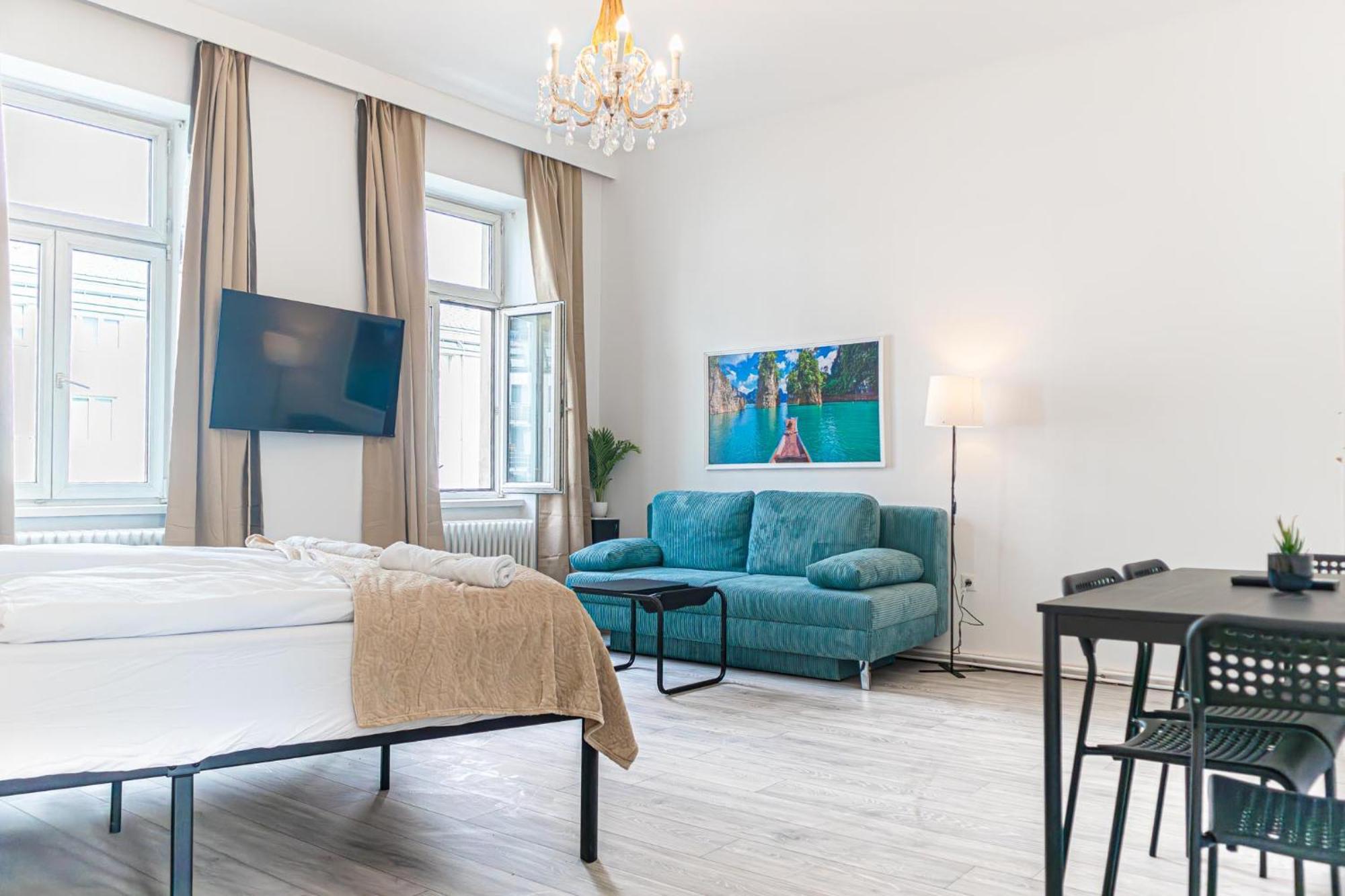 Convenient 2br Apt. Near U6 Station Am Schoepfwerk *