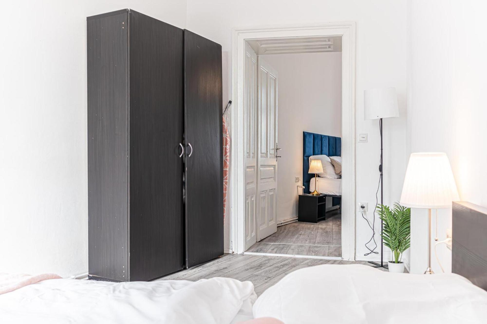 Convenient 2br Apt. Near U6 Station Am Schoepfwerk Apartment Vienna