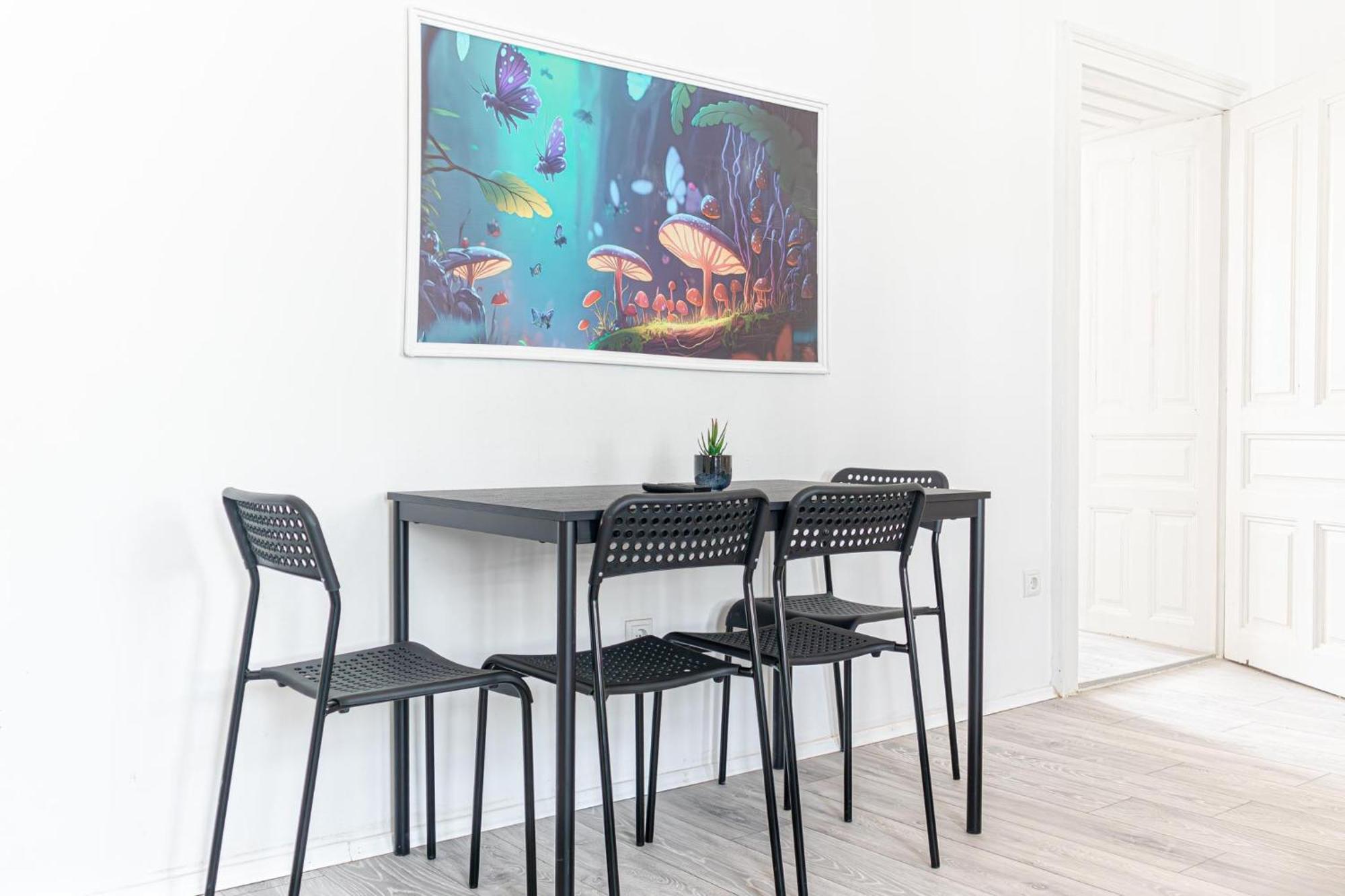 Convenient 2br Apt. Near U6 Station Am Schoepfwerk Vienna